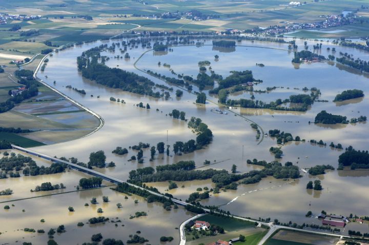 L Europe centrale noyée sous les eaux